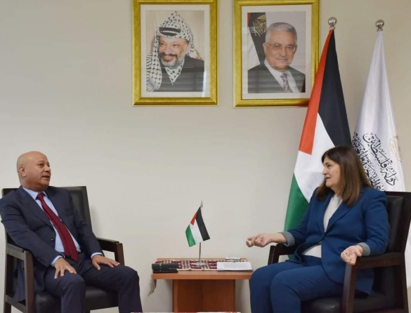 الوزيرة شاهين ود.ابو هولي يؤكدان استمرار التعاون لتعزيز مكانة قضية اللاجئين والحفاظ على تفويض الأونروا