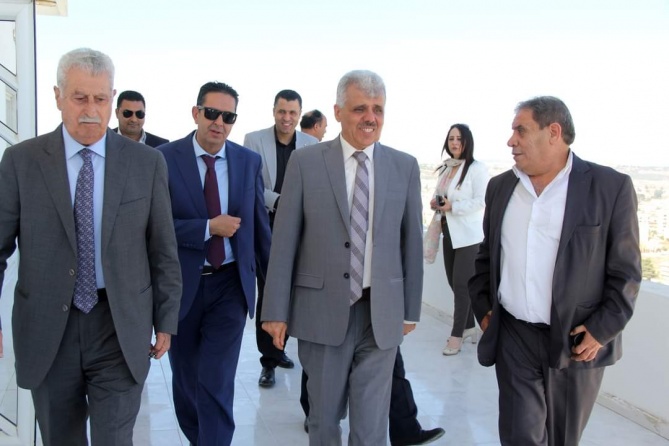 برهم يتفقد جامعة فلسطين الأهلية في بيت لحم