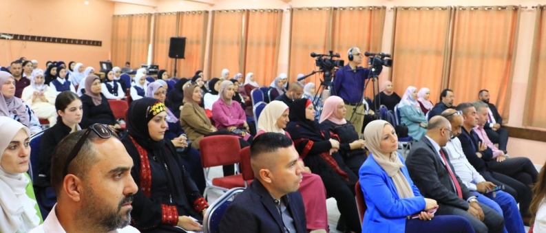 "التربية" تحيي فعاليات يوم المعلم العالمي من مدارس القدس