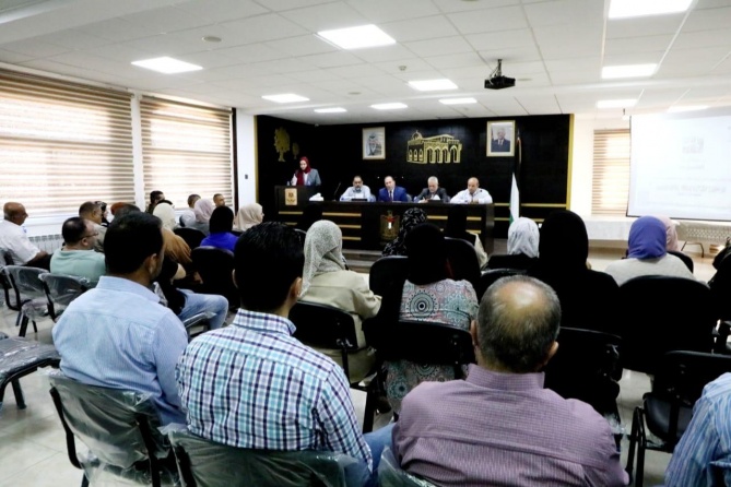 *الثقافة تنظم ندوات حول التراث واعتداءات الاحتلال عليه في المحافظات الفلسطينية*