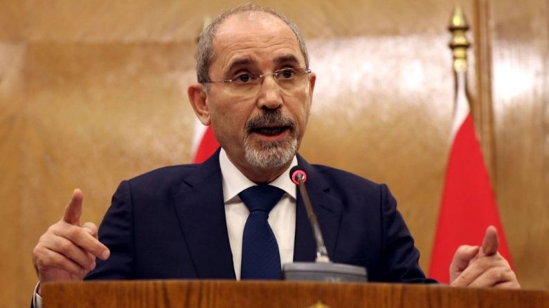 الصفدي يحذر: منذ شهر ونصف لم تدخل أي شاحنة مساعدات لشمال غزة