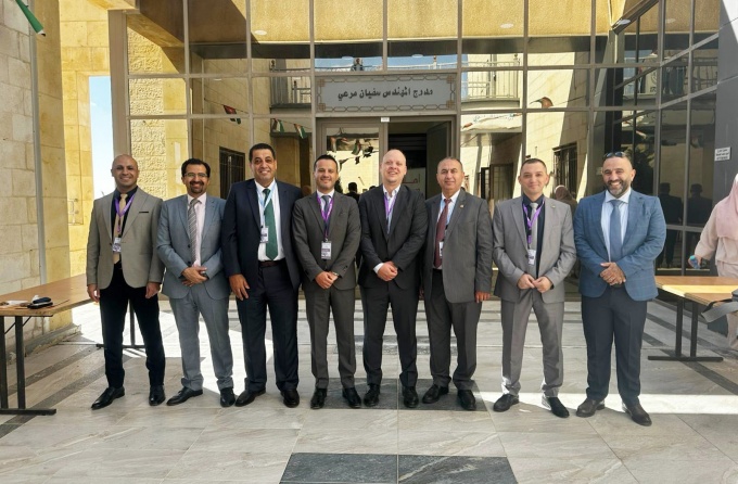كلية الصيدلة في الجامعة العربية الأمريكية تشارك في مؤتمر علمي دولي عقد في الأردن 
