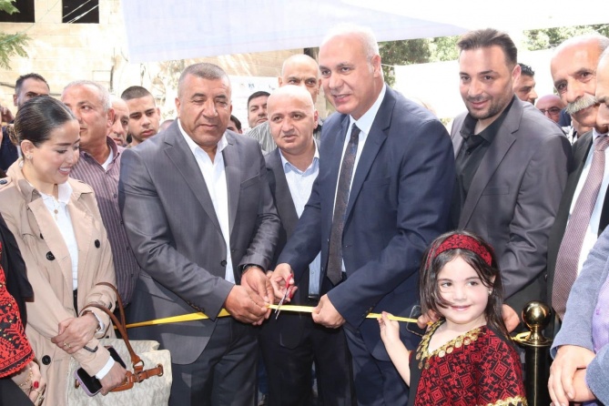 وزير الثقافة يفتتح يوم التراث في محافظة الخليل ويلتقي فعالياتها الثقافية