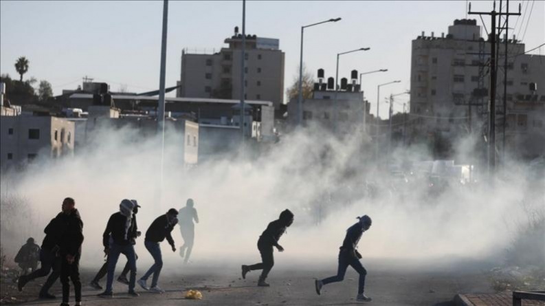 القدس: 3 إصابات برصاص الاحتلال في بدو