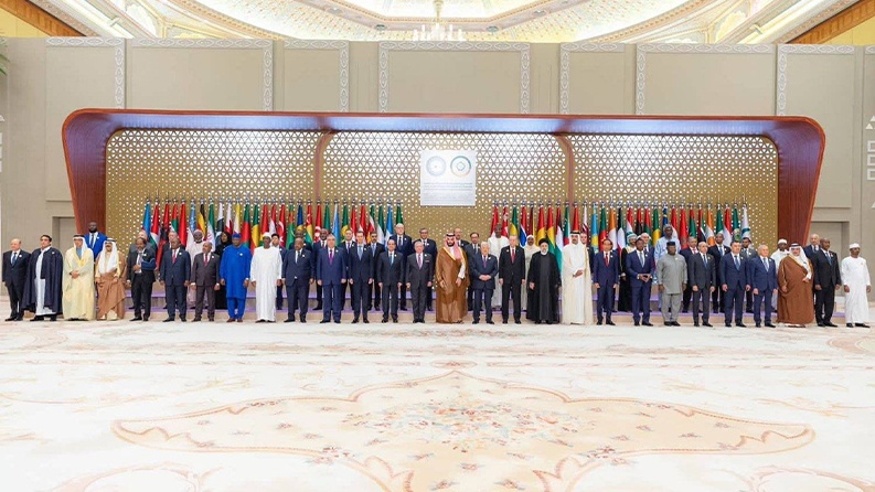 قمة الرياض تبحث وقف الحرب على غزة ولبنان