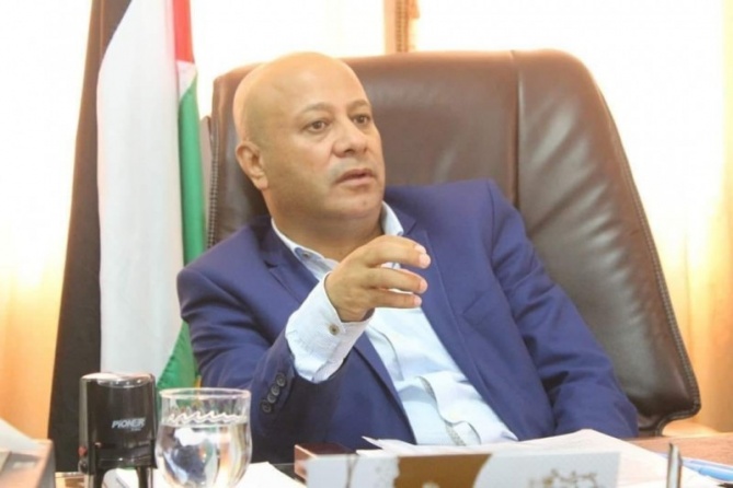 أبو هولي يطالب الأمم المتحدة بالتحرك الفوري في اتخاذ إجراءات حماية ولاية الأونروا ومنع إسرائيل من تنفيذ قوانينها.