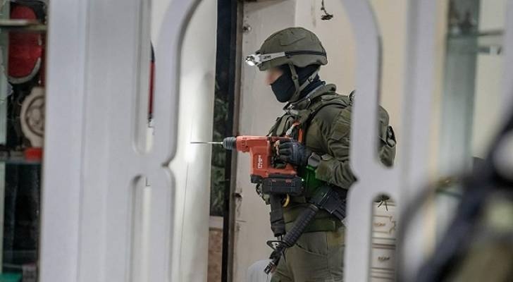 الاحتلال يأخذ قياسات 3 منازل في عقابا