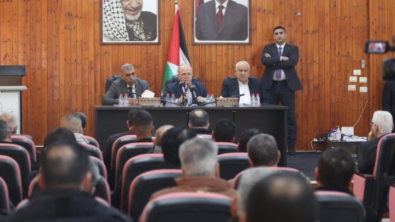 مصطفى: التحديات التي تواجهنا تتطلب وحدتنا