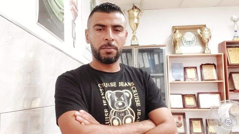 استشهاد الأسير معتز أبو زنيد من دورا في سجون الاحتلال