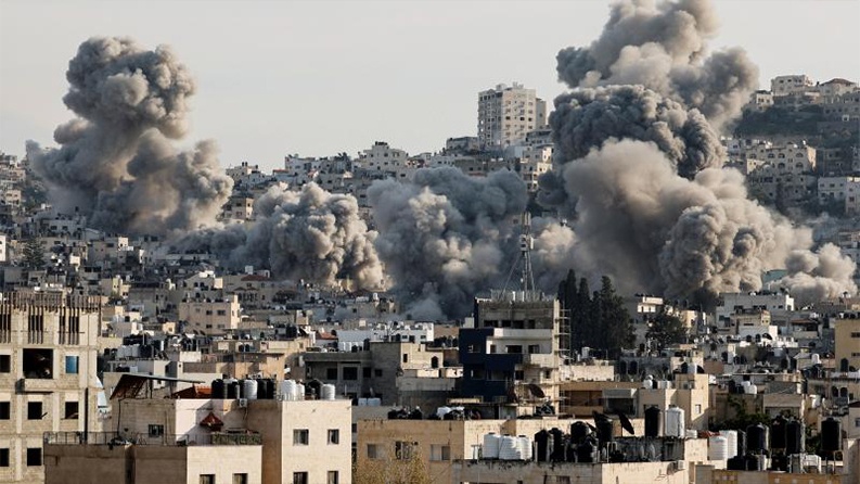 16 يوما من العدوان ... المخيم شبه فارغ ومعالمه تغيرت