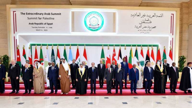 القمة العربية الطارئة ترفض التهجير وتتبنى الخطة المصرية لإعمار غزة