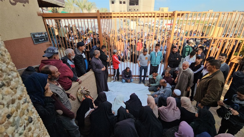الاحتلال يستأنف عدوانه على قطاع غزة.. الشهداء بالمئات
