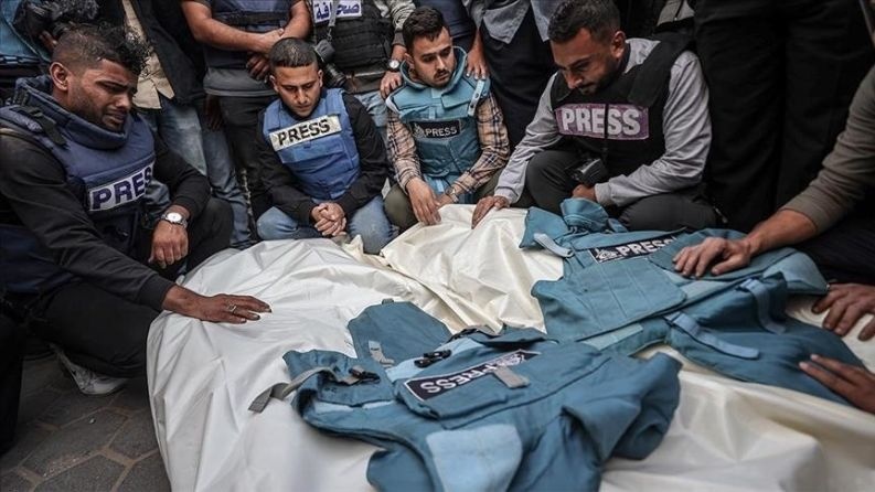 نقابة الصحفيين: الاحتلال يرتكب أكبر مجزرة دموية بحق الإعلاميين في قطاع غزة
