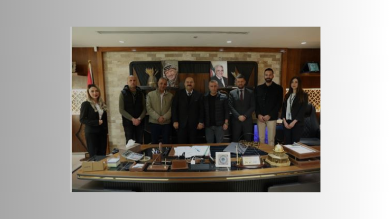 البنك الوطني يقدم مساهمته الاغاثية الطارئة لصندوق "لبيك يا جنين" لدعم الأسر النازحة