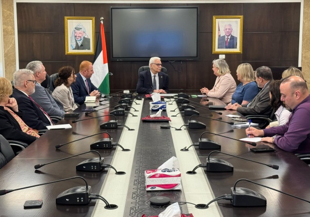 وزير الصحة يبحث مع الاتحاد اللوثري العالمي والمجلس الاستشاري لمستشفى "المطلع" تعزيز التعاون في المجال الصحي