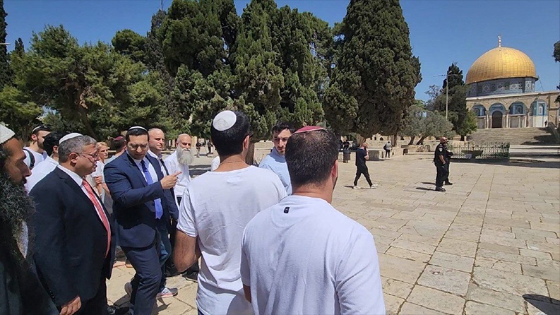 ذكرى احتلال القدس.. اقتحامات الأقصى ومسيرات استفزازية بالبلدة القديمة