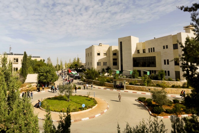 مشروع قانون إسرائيلي يمنع توظيف معلمين درسوا في جامعات فلسطينية