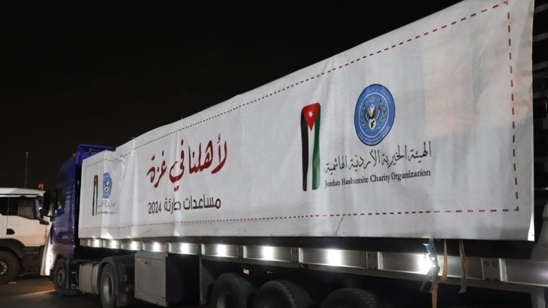 دخول قافلة مساعدات أردنية إلى شمال غزة