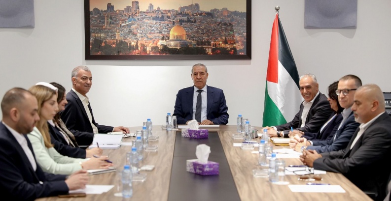 الشيخ يلتقي مع ممثلي مؤسسات مدنية وبحثية