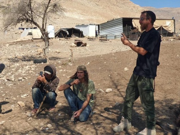 هجوم للمستوطنين.. الاحتلال يعتقل 3 مواطنين من مسافر يطا