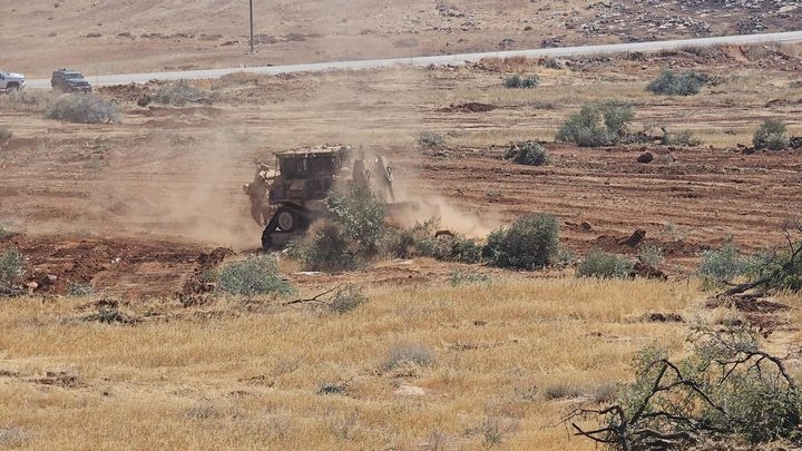 لليوم الثالث.. الاحتلال يواصل عدوانه على قرية المغير
