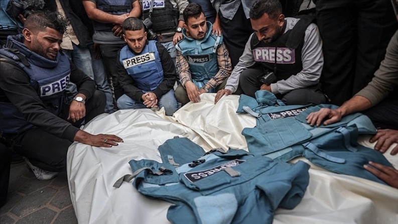 "الأونروا": غزة أخطر مكان في العالم على الصحفيين