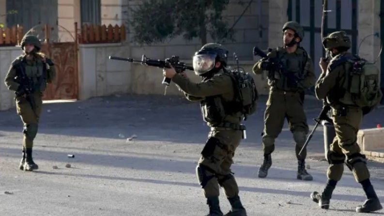 إصابة شاب برصاص الاحتلال في الرام شمال القدس المحتلة