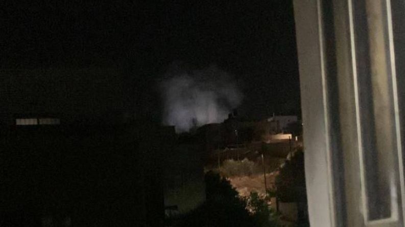 الاحتلال يفجر منزلا في حي الهدف بجنين
