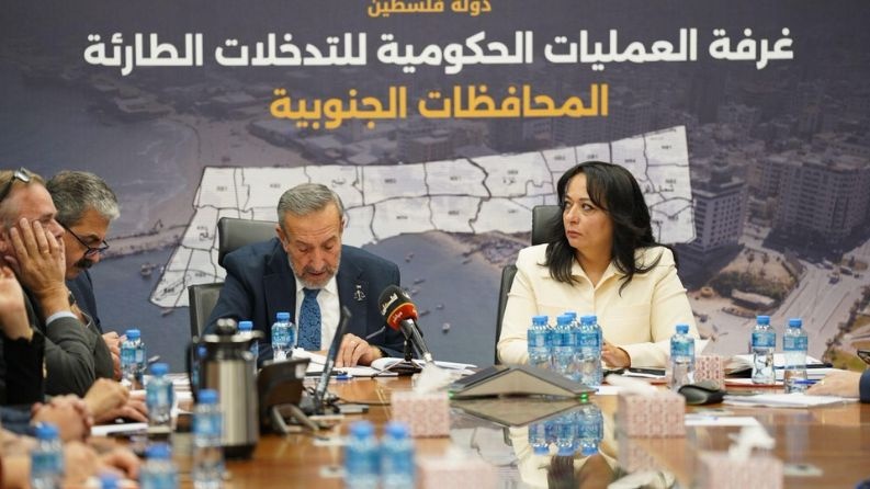 غرفة العمليات الحكومية تستعرض خطة الإغاثة والتعافي المبكر لقطاع العدل في غزة