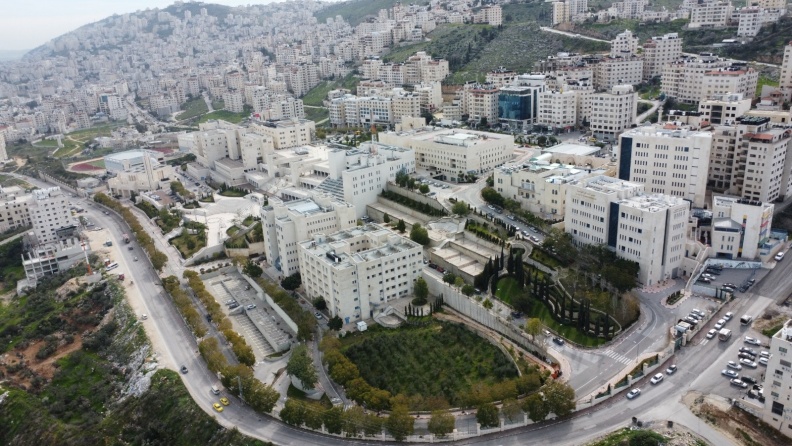جامعة النجاح الأولى فلسطينياً ومن بين النخبة الذهبية عالمياً في تصنيف الجامعات الخضراء لعام 2025