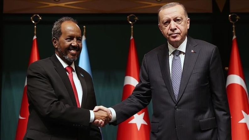 إردوغان: نعتزم التنقيب عن الغاز وبناء ميناء في الصومال