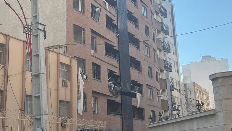انفجار ضخم في مبنى بمدينة بندر عباس جنوبي إيران