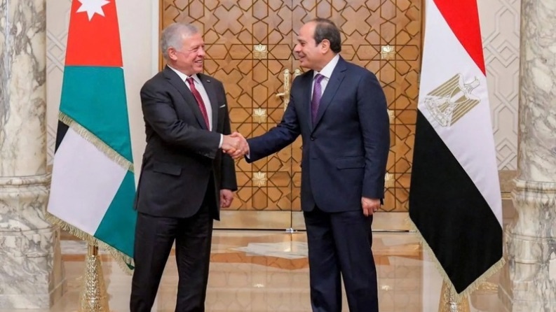 السيسي والعاهل الأردني: نؤكد ضرورة تنفيذ الوقف الكامل للحرب على غزة