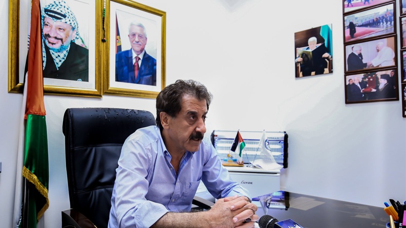 الحكم على نظمي مهنا بالسجن 15 عاما وعلى زوجته 7 سنوات ومصادرة أمواله وعقاراته