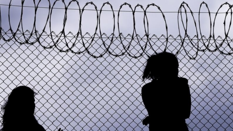 يوم الأم العالمي.. 39 أماً أسيرة في سجون الاحتلال