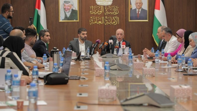 سلطة الأراضي تستعرض جهود عامين في تثبيت الملكيات وحماية الحقوق وتطوير قطاع الأراضي