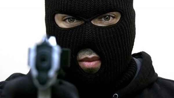مسلحون يسرقون 3 ملايين شيقل من بريد الشجاعية