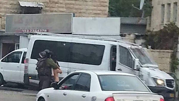 اعتقال طفل واقتحام بعض المنازل بسلوان