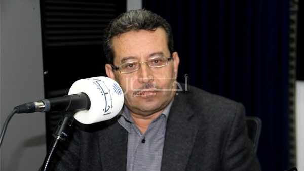 النفط يهوي عالميا، وانخفاض طفيف للمحروقات محليا