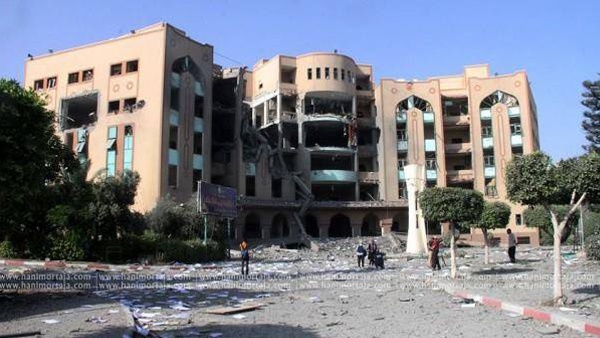 الاحتلال يدمر مبنى بالجامعة الإسلامية في غزة