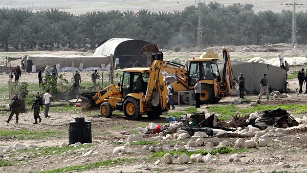 الاحتلال يهدم منزلين في العقبة بطوباس