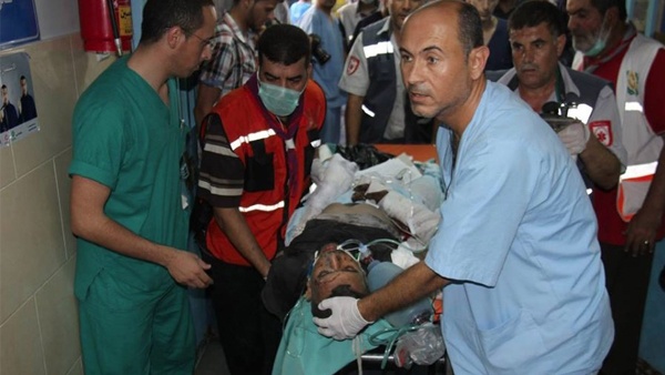 شهيدان متأثران بجراحهما في غزة