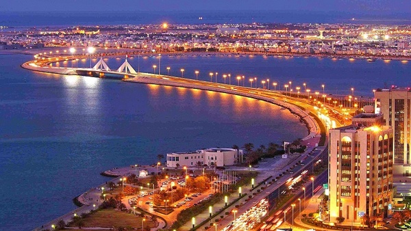 خادمة إندونيسية غير متزوجة أنجبت من صبي 13 عاما