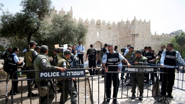 الاحتلال يفرض حصارا مشددا على القدس