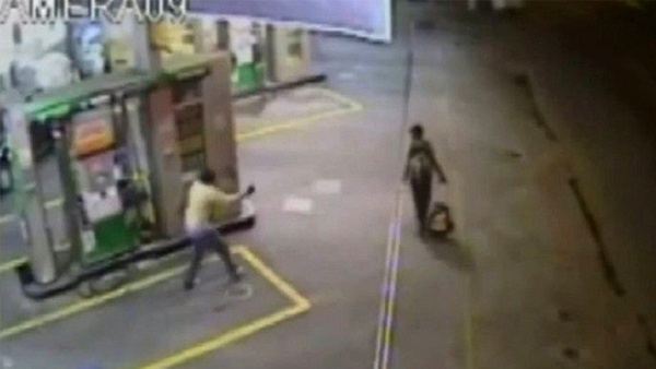 سرقة وإنقاذ حياة في آن واحد