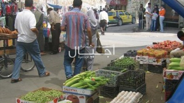 اندلاع حريق في السوق الشعبي بنابلس
