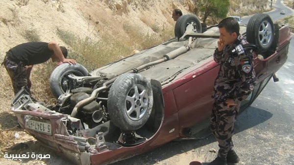 إصابة طبيب بجراح اثر حادث سير قرب طوباس