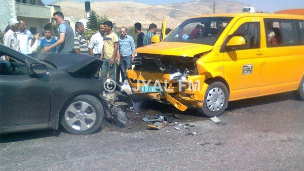 مصابان بحادث سير بجنين