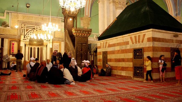 الاحتلال يغلق الحرم الإبراهيمي لليوم التاسع هذا العام