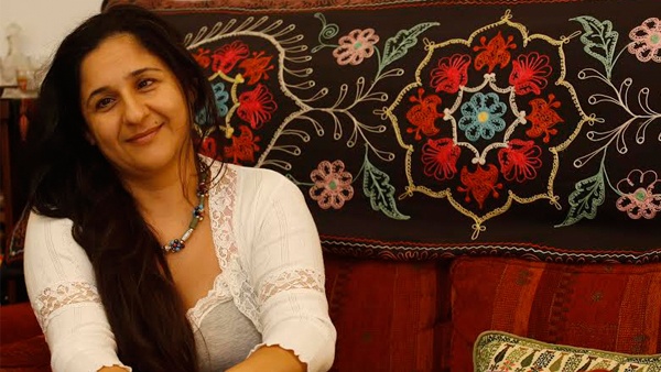 مصر تمنع الفنانة أبو عقصة من دخول أراضيها